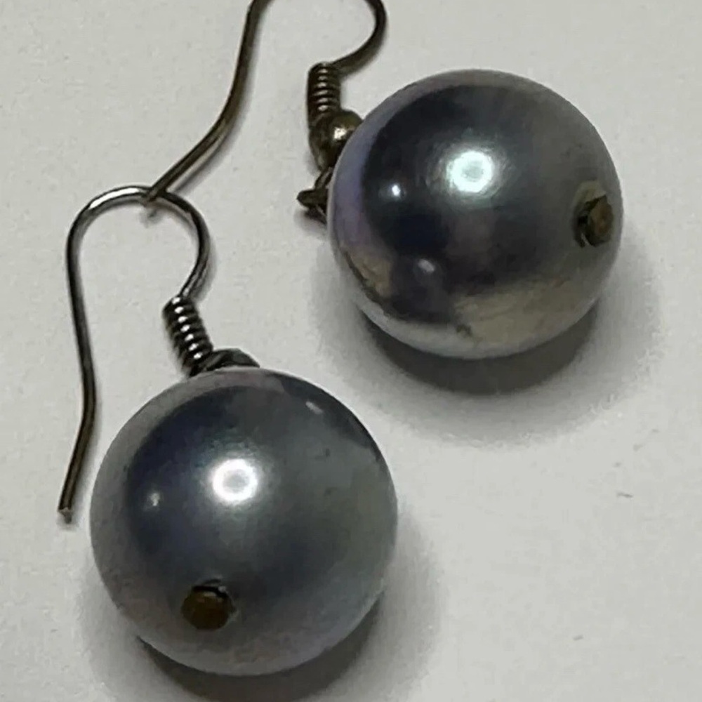 Elegant Silver Pearl Earrings